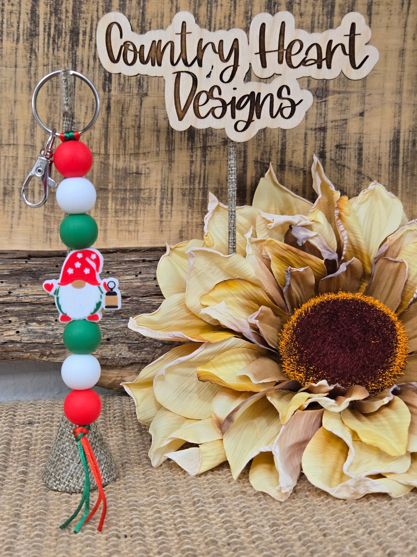 #206 Gnome Christmas Keychain **πΆπππ 1 ππ πΊππππ**