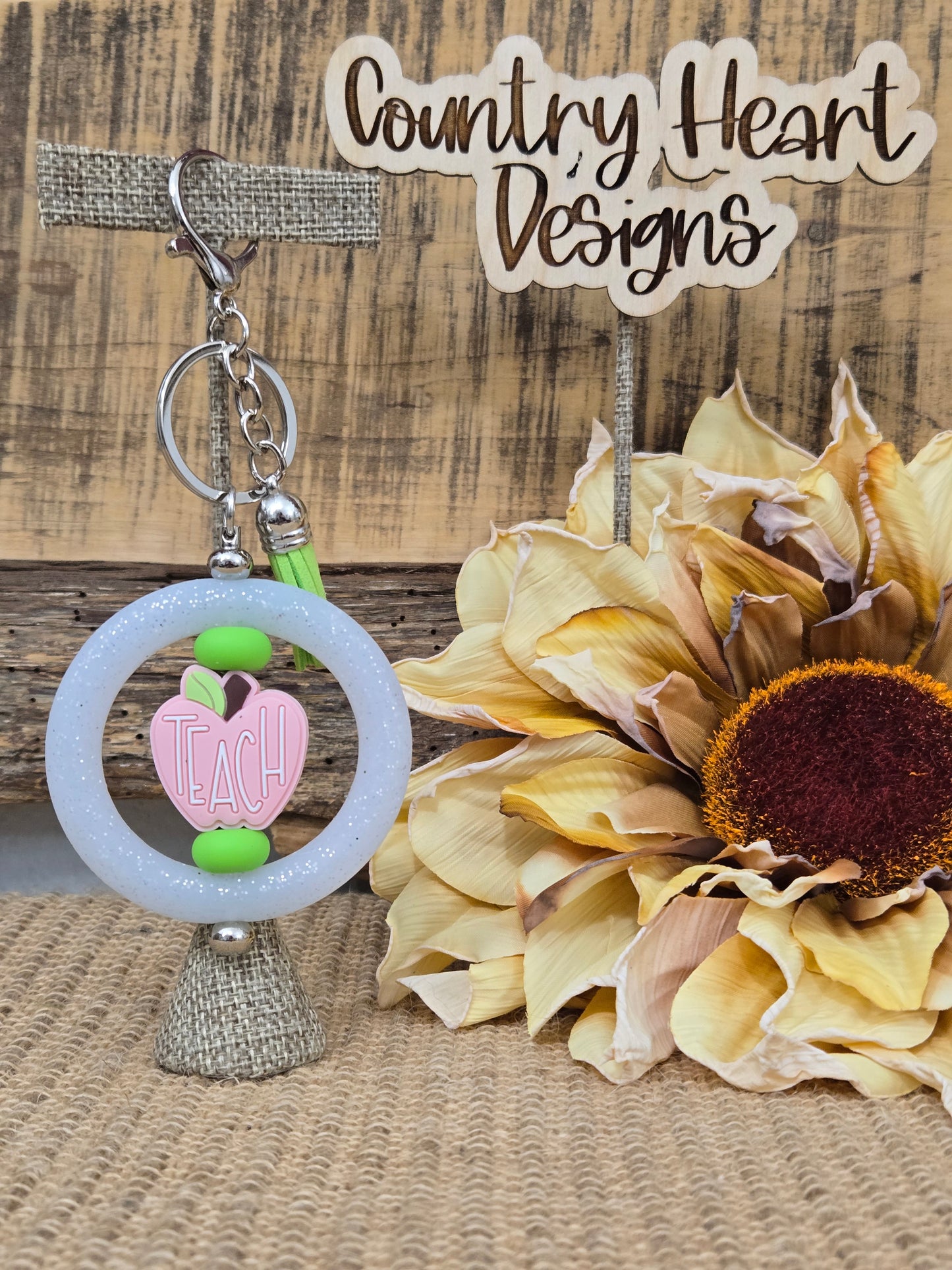 #229 Teach Keychain **πΆπππ 1 ππ πΊππππ**