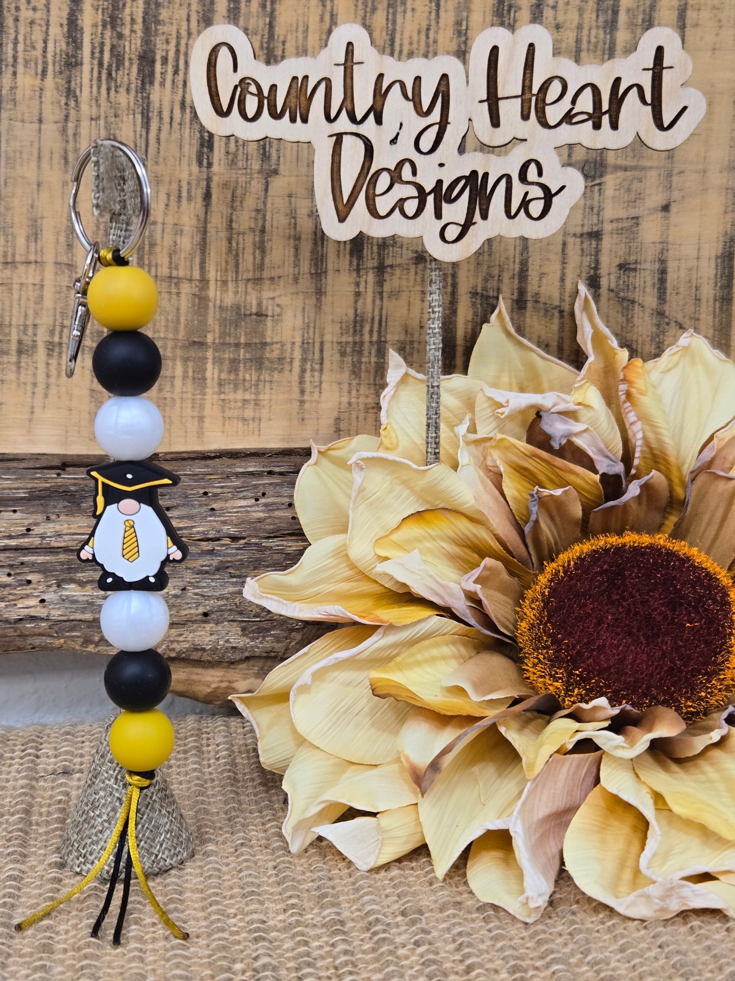 #235 Graduation Gnome Keychain **πΆπππ 1 ππ πΊππππ**