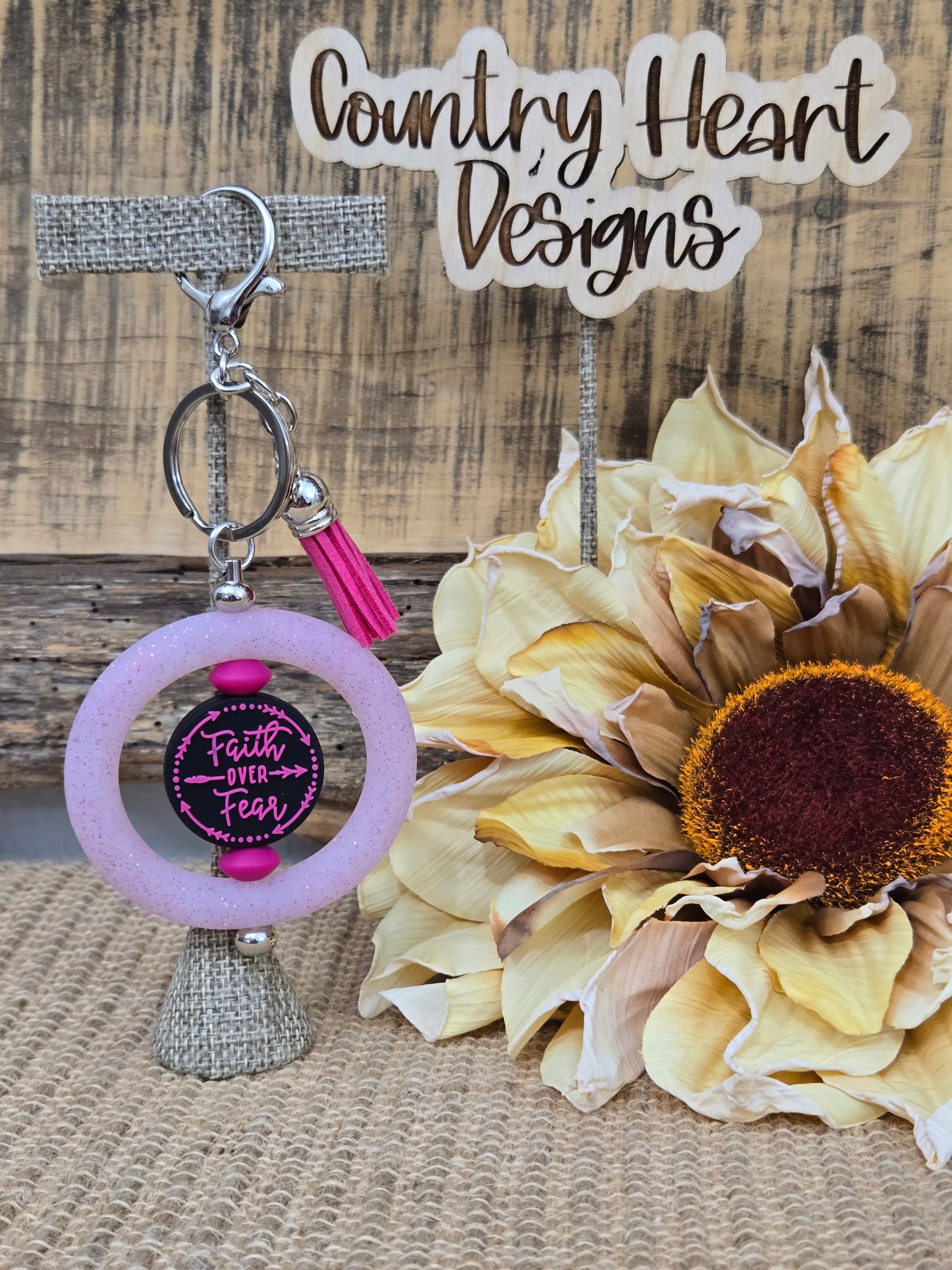 #237 Glittered with Faith Keychain **πΆπππ 1 ππ πΊππππ**
