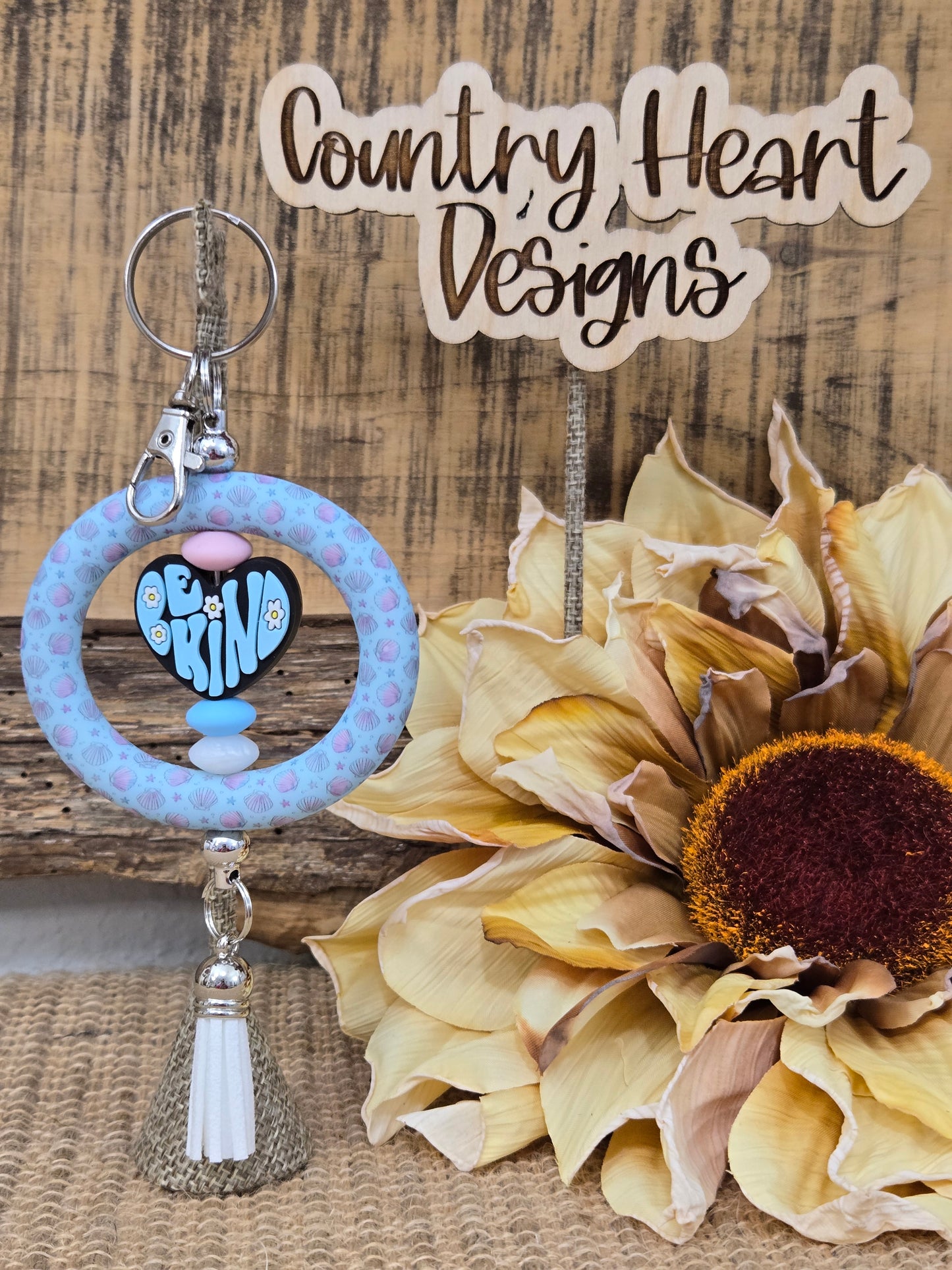 #267 Be Kind Double Hoop Keychain **πΆπππ 1 ππ πΊππππ**