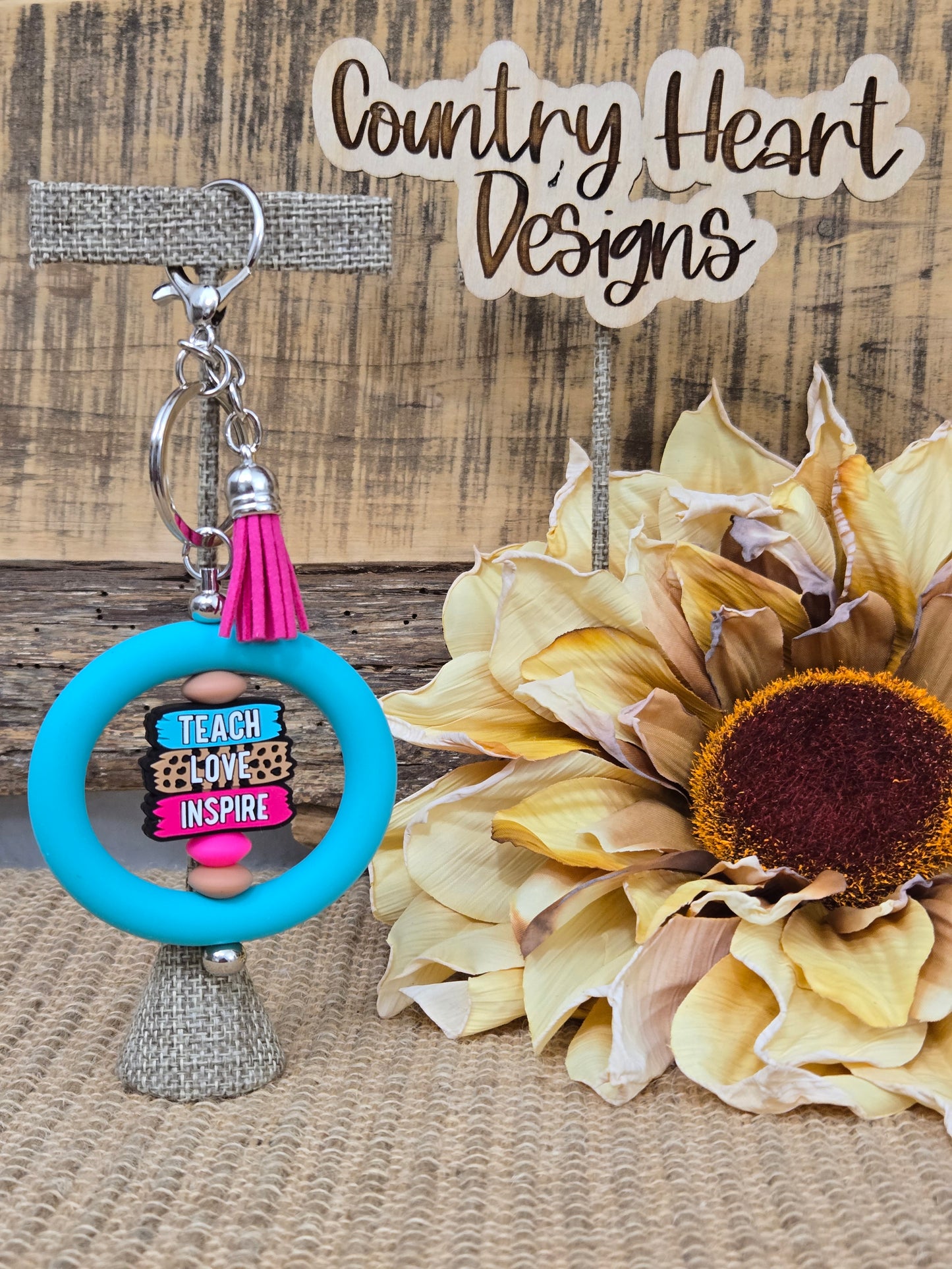 #288 Teach, Love, Inspire Keychain **πΆπππ 1 ππ πΊππππ**