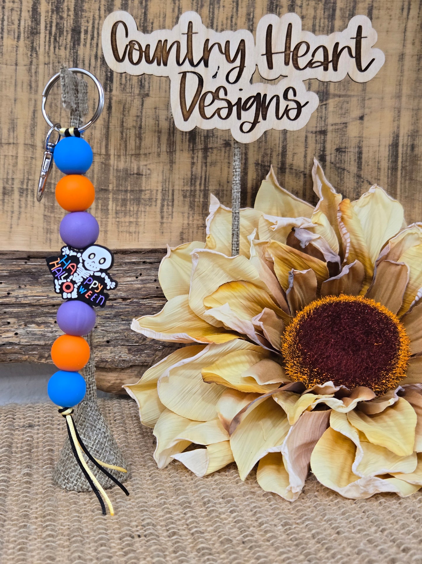 #295 Skeleton Halloween Keychain **πΆπππ 1 ππ πΊππππ**