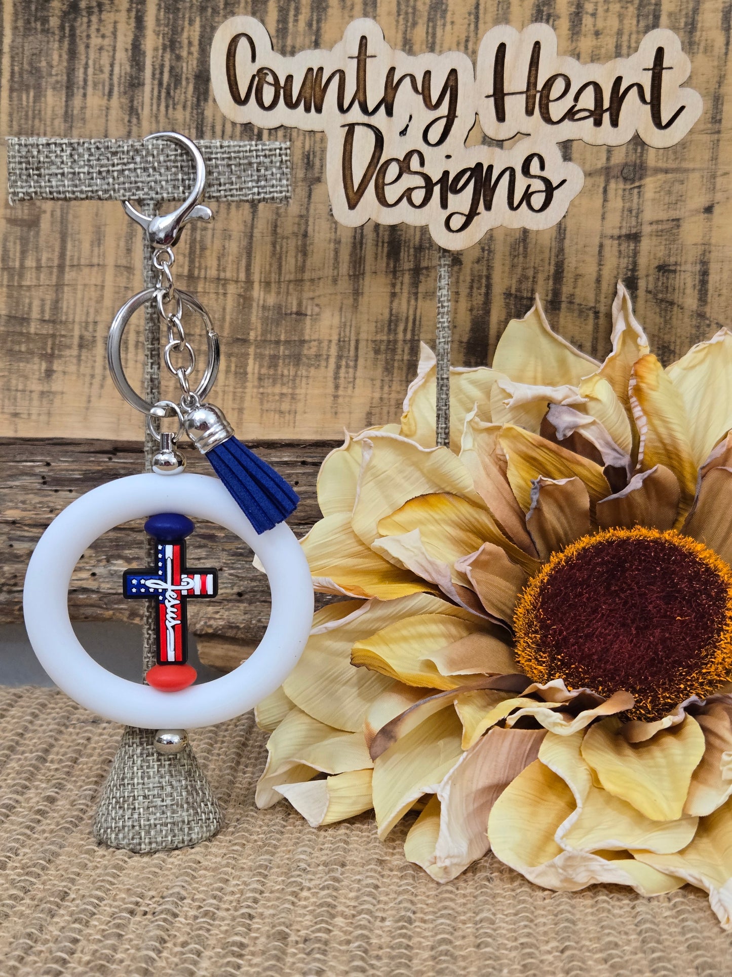 #299 Faith Flag Keychain **πΆπππ 1 ππ πΊππππ**