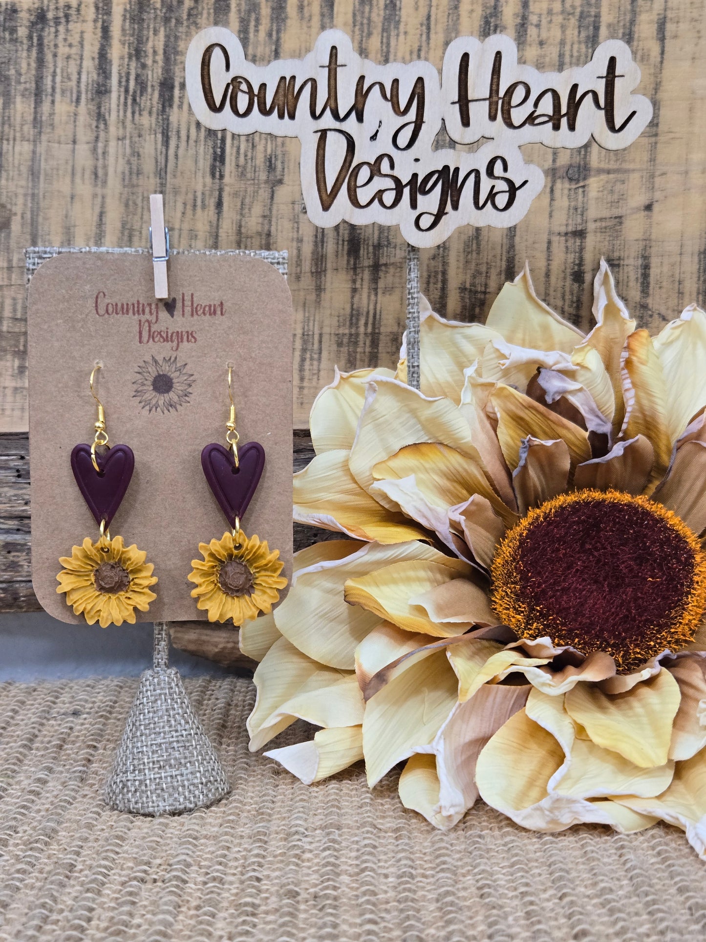 #797 Country Heart Earrings **πΆπππ 1 ππ πΊππππ**
