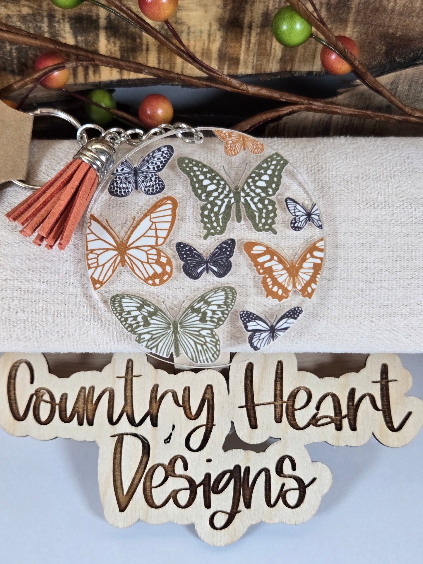 #832 Butterflies Keychain **πΆπππ 1 ππ πΊππππ**