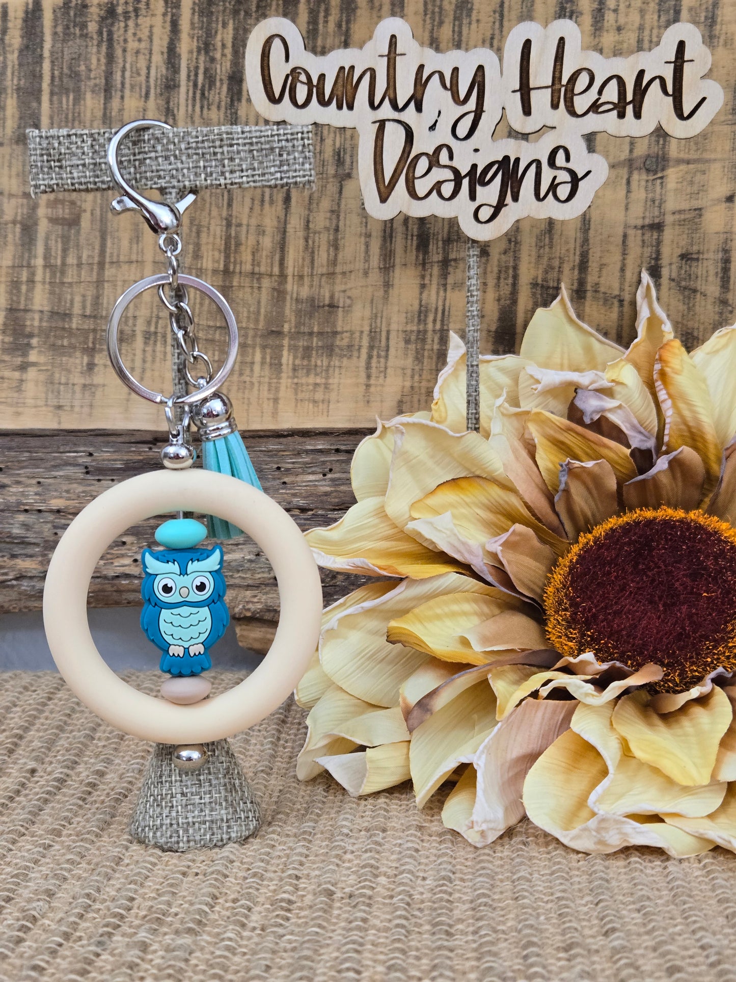 #200 Owl Keychain  **𝑶𝒏𝒍𝒚 1 𝒊𝒏 𝑺𝒕𝒐𝒄𝒌**