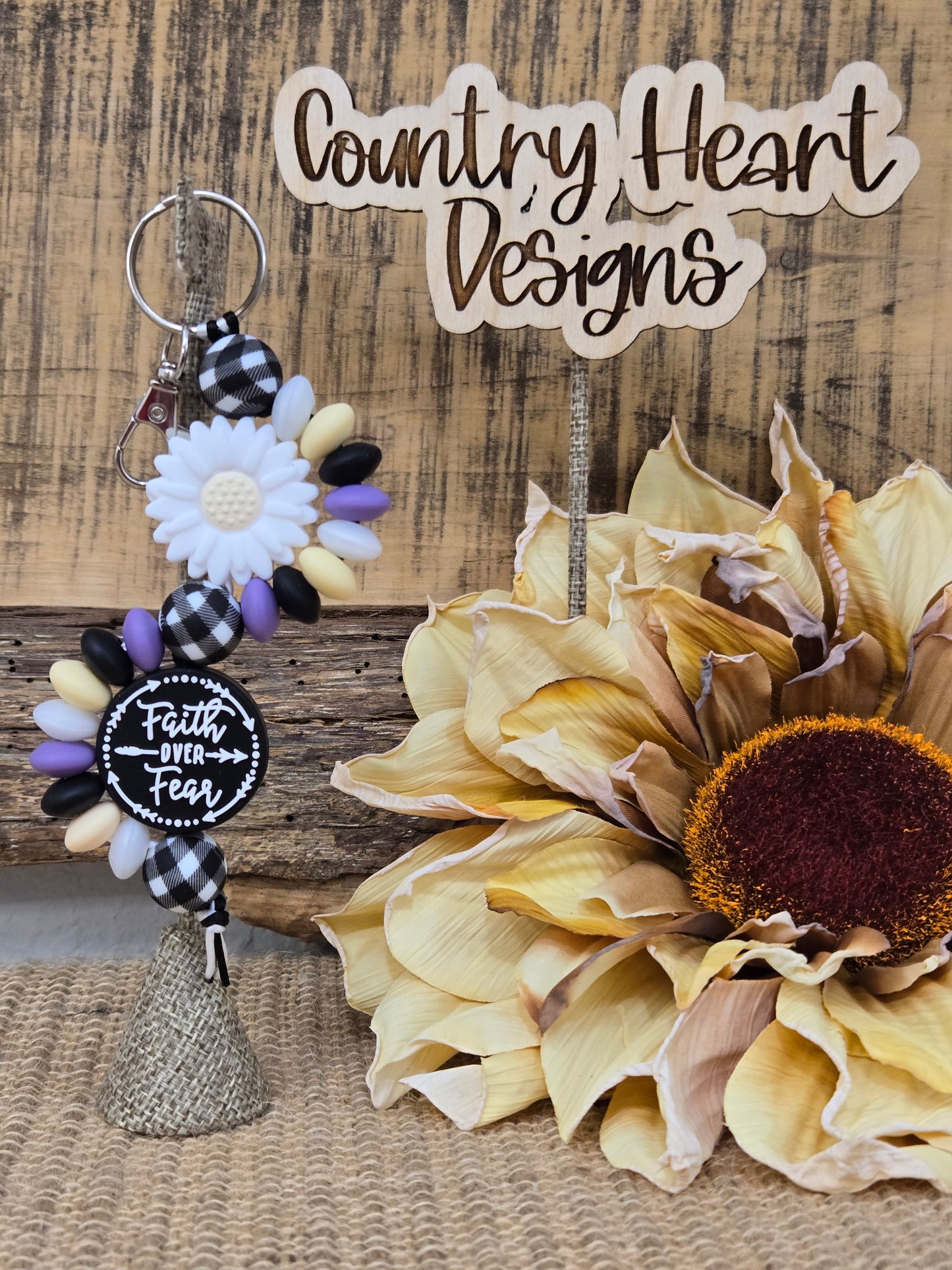 #238  Faith & Flowers Double Wave Keychain  **𝑶𝒏𝒍𝒚 1 𝒊𝒏 𝑺𝒕𝒐𝒄𝒌**