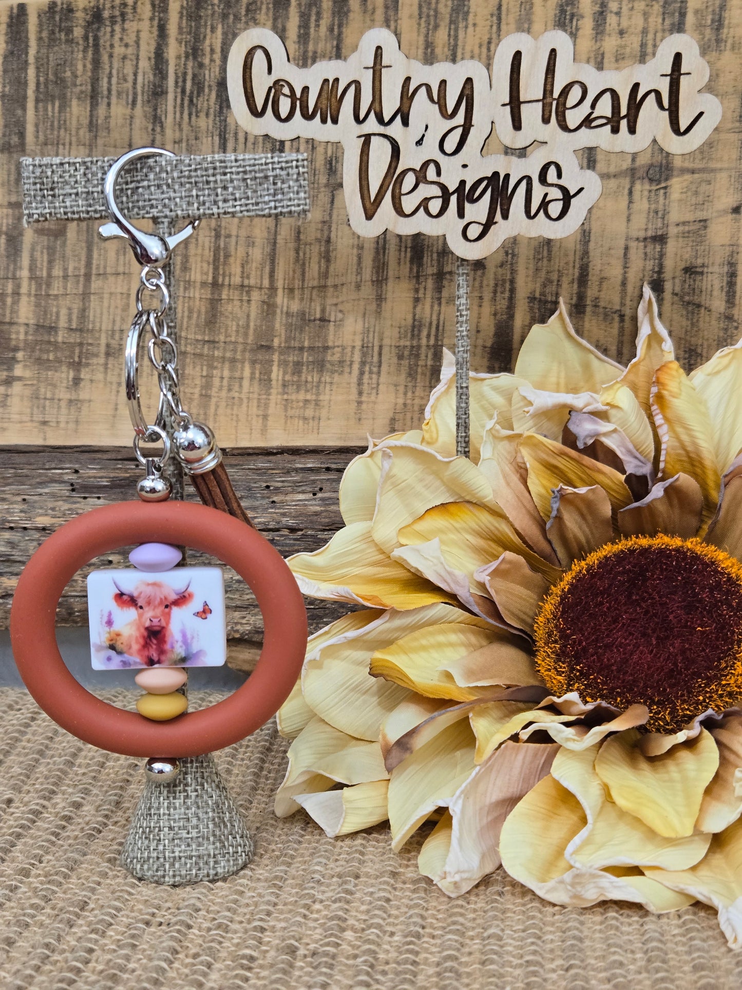 #292 Highland Cow Keychain  **𝑶𝒏𝒍𝒚 1 𝒊𝒏 𝑺𝒕𝒐𝒄𝒌**