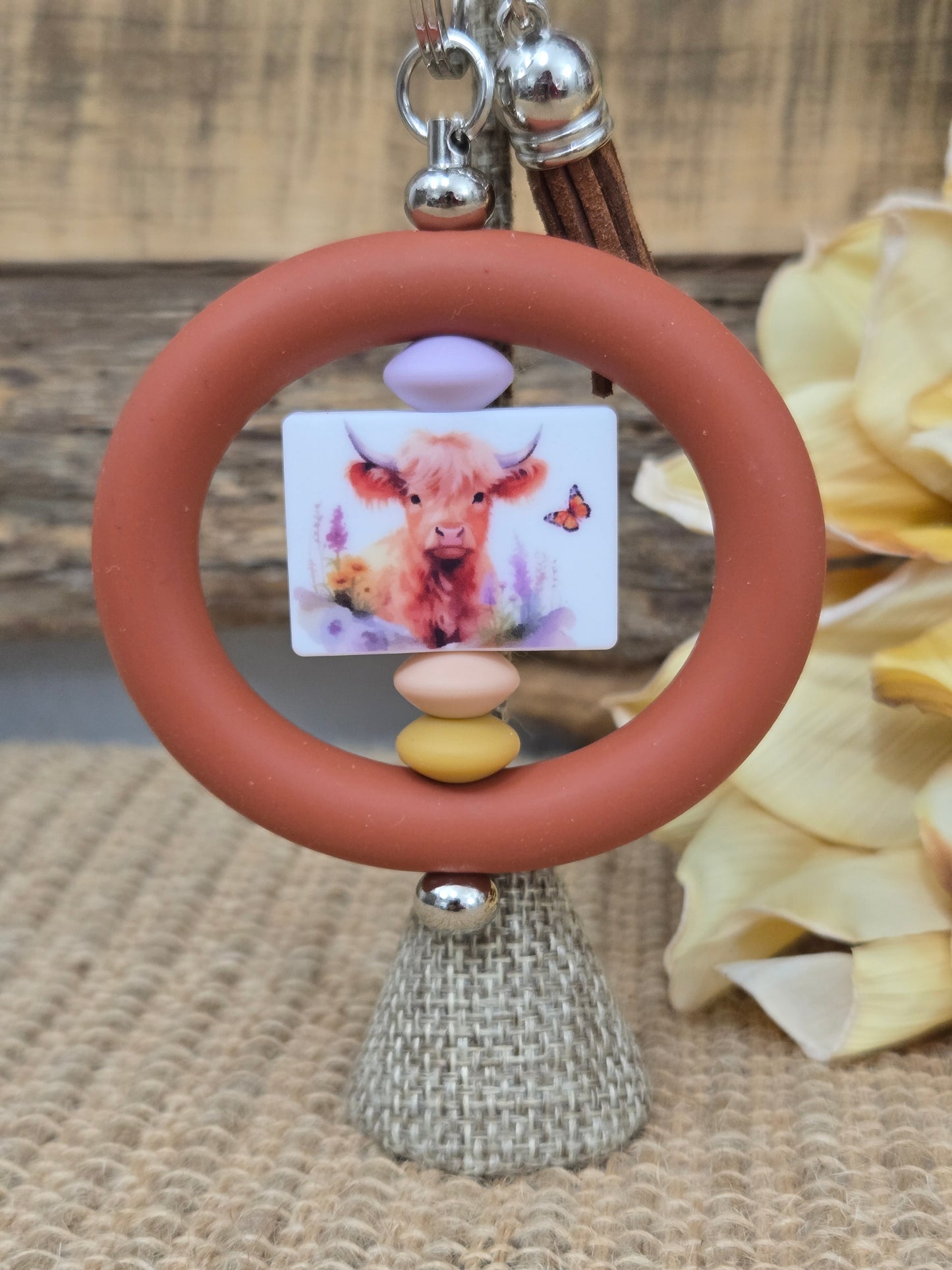 #292 Highland Cow Keychain  **𝑶𝒏𝒍𝒚 1 𝒊𝒏 𝑺𝒕𝒐𝒄𝒌**