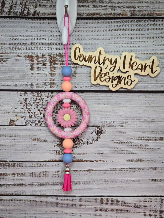 #476 Pink Floral Car Charm  **𝑶𝒏𝒍𝒚 1 𝒊𝒏 𝑺𝒕𝒐𝒄𝒌**